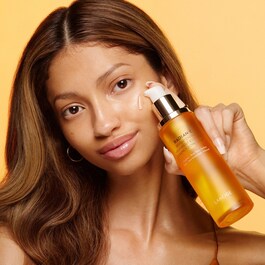 Radian-C Brightening Treatment Essence - Skin toning treatment