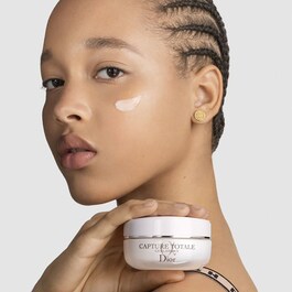 Capture Totale - Firming & Wrinkle-Correcting Creme