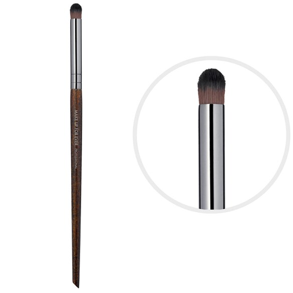Medium Precision Eye Blender Brush, Make Up For Ever