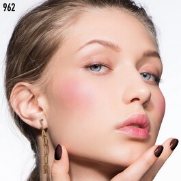 Rouge Blush - Couture Color Powder Blush - Long Wear