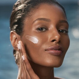The Moisturizing Soft Cream