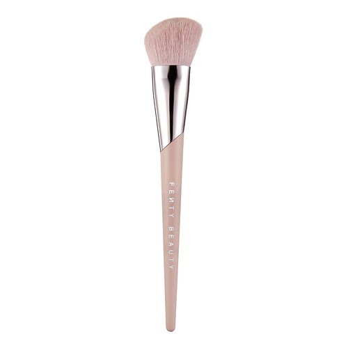 Fenty Beauty – Face Shaping Brush 125