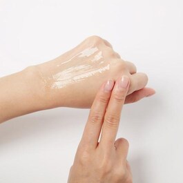 Dewy Glow Jelly Cream with Jeju Cherry Blossom