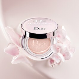 Capture Dreamskin Dreamskin moist & perfect cushion