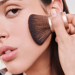 Kabuki Brush 07