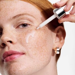 Moisture Surge™ Active Glow Serum - Ορός