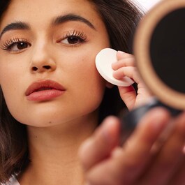 Matte perfection powder foundation Matte foundation