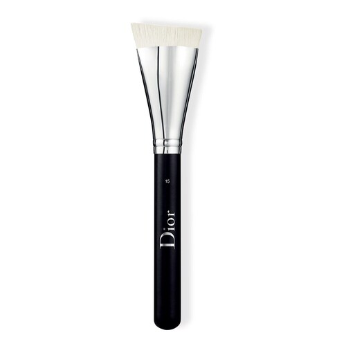 Dior Backstage – Contour Brush N°15