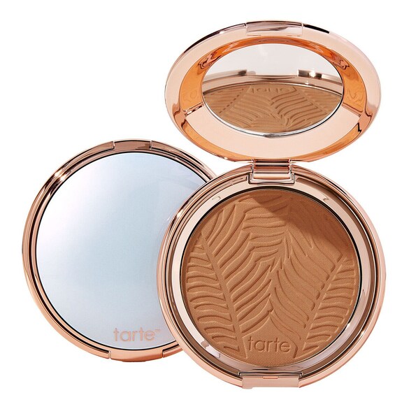 Amazonian Clay Blurring Powder Foundation, Tarte
