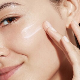 Hydra Zen Anti-Stress Glow Liquid Moisturiser