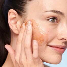 Sugar Strawberry Exfoliating Face Wash - Travel Size