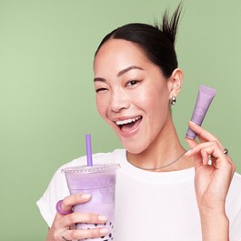 Lip Glowy Balm - Γυαλιστερό Βάλσαμο Χειλιών