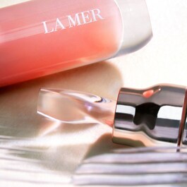 The Lip Serum Volumizer
