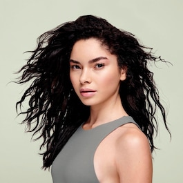 Frizz-Fighting Volumizing Foam - Lightweight Body Booster