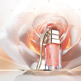 Dior Prestige Le Pétale Multi-Perlé