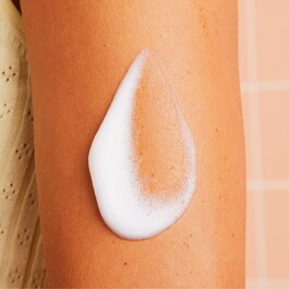 Glow Clear Self Tanning Mousse