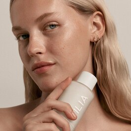 The Base Face Milk Essence-Moisturizer
