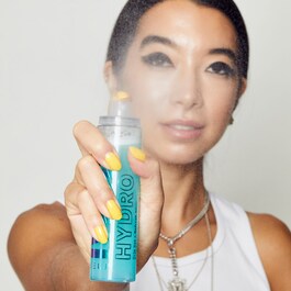 HYDRO GRIP SET REFRESH SPRAY
