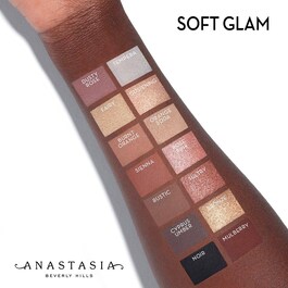 Soft Glam Eyeshadow Palette