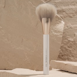 Glowish - Airbrush finish - Complexion brush