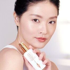 Charlotte's Magic Cream Light - Lightweight moisturiser