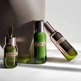 The Regenerating Serum Grande - Face Care