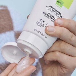 Brightening dual exfoliator - exfoliates + radiance