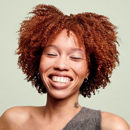 Curlbond™ - Re-Coiling Mild Lather Cleanser