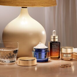 Revitalizing Supreme+ Intense - Regenerating Radiance Awakening Care