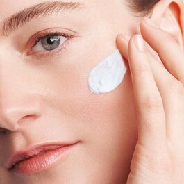 Calm Essentiel Soothing Repairing Balm