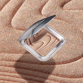 Interstellar Highlighter Topper