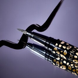 Maneater - Liquid eyeliner