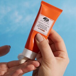 GinZing - Energy-Boosting Tinted Moisturizer SPF40