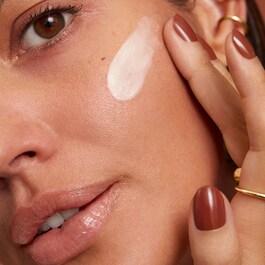 Vitamin Enriched Face Base