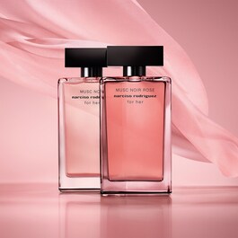 For her Musc Noir Rose EDP