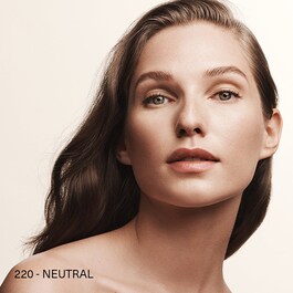 The Soft Fluid Long Wear Foundation SPF 20