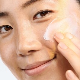 Even Better Clinical™ Brightening Moisturizer - Anti-spot Face Moisturizer
