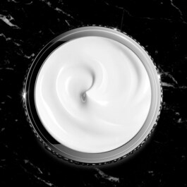 White Caviar Crème Extraordinaire