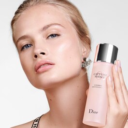 Capture Totale Intensive Essence Lotion Face Lotion