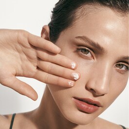 The Moisturizing Soft Cream