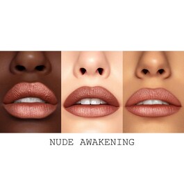 LiquiLUST™: Legendary Wear Metallic Lipstick