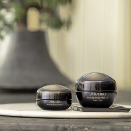 Future Solution LX Eye and Lip Contour Regenerating Cream