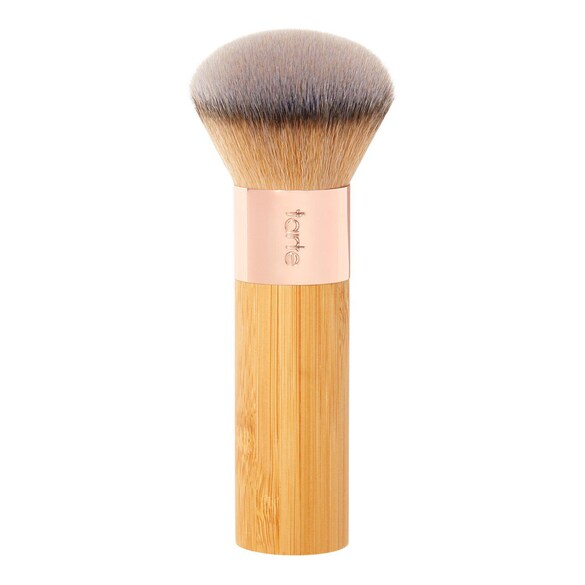 The buffer™ - Airbrush finish foundation brush, Tarte