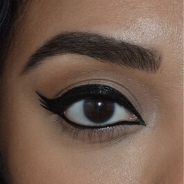 Maneater - Liquid eyeliner