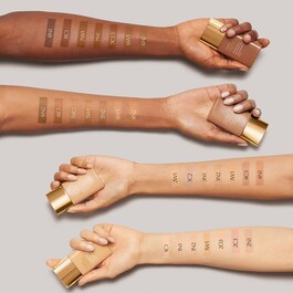 Double Wear - Sheer Matte Long-Wear Makeup Foundation SPF 20