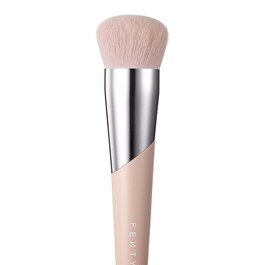 Kabuki-Buff Foundation Brush 115
