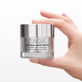 Clinique Smart SPF 15 -  Custom-Repair Moisturizer SPF 15