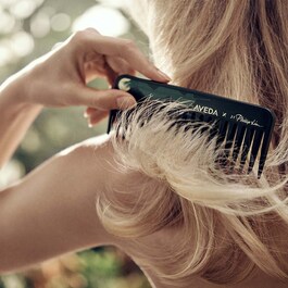 Aveda Nutriplenish Light Moisture Collection