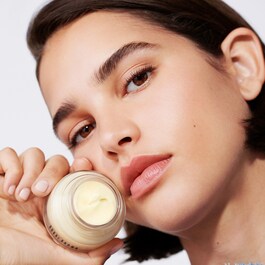 Vitamin Enriched Face Base