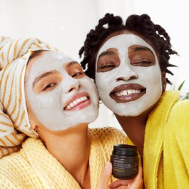 VOLCANIC PORE CLEARING CLAY MASK